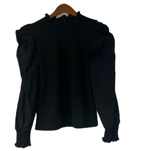 Elli White Woman's black statement long sleeve lightweight size medium - Picture 2 of 6